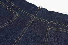 What are different types of seams used in garments