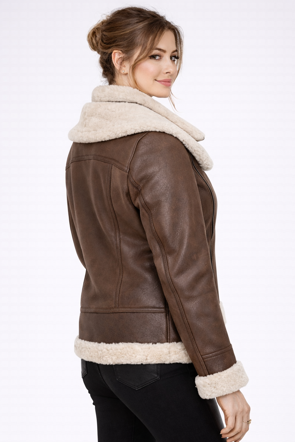 Brown leather aviator jacket featuring a cream shearling collar Brown leather aviator jacket featuring a cream shearling collar